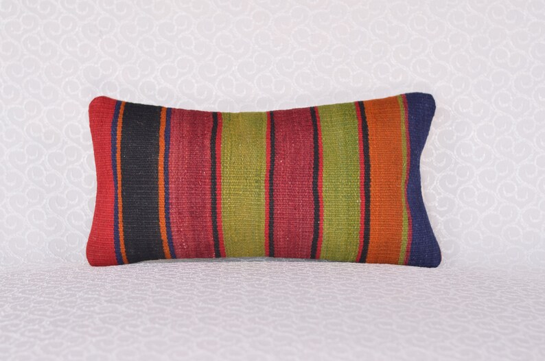 /%100 Wool 8 x 16 Handmade Turkish Vintage Pillow