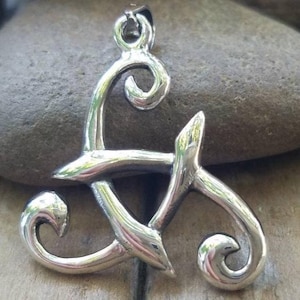 Sterling Silver Celtic Knot Pendant