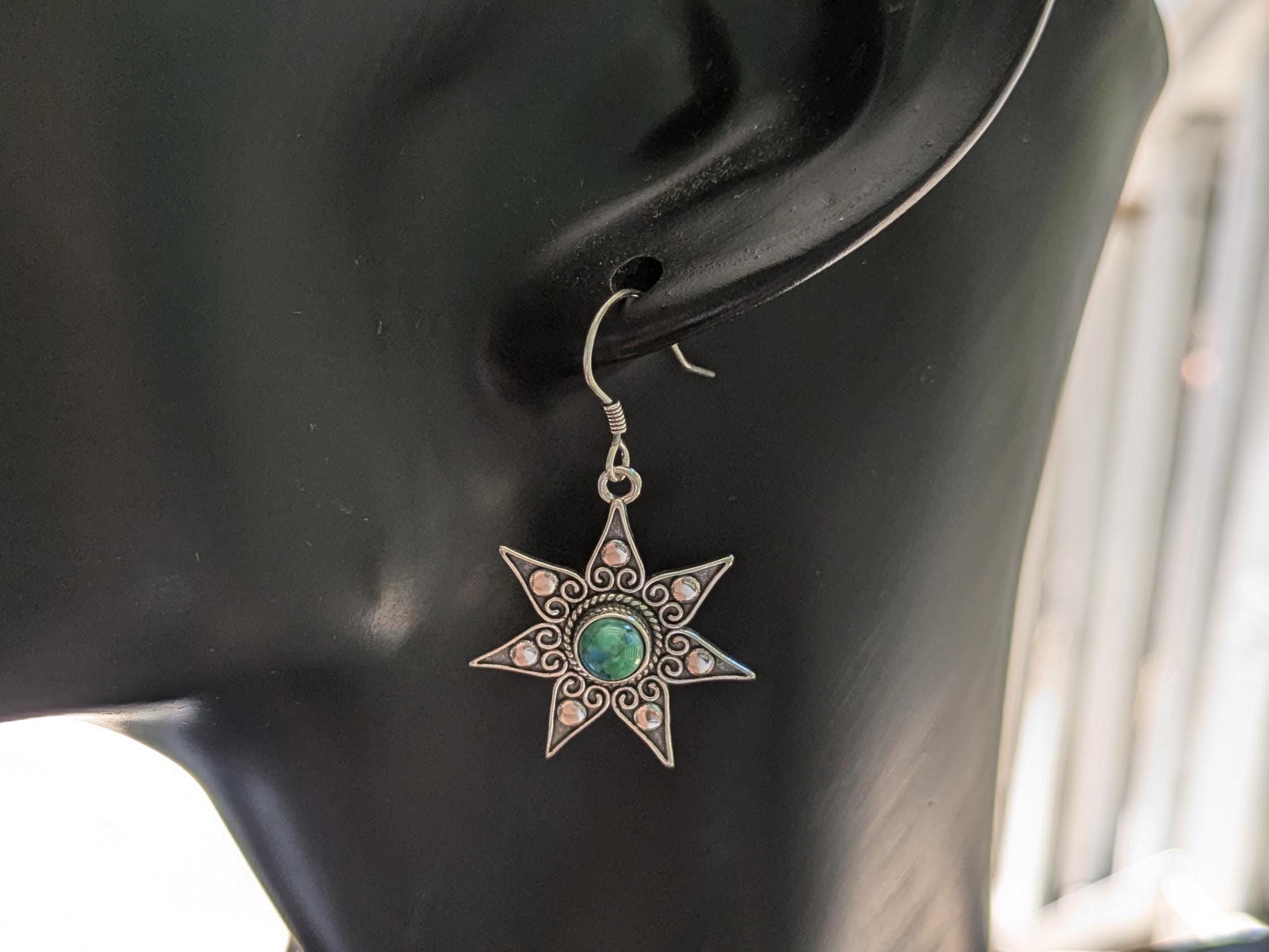 Boucles D'oreilles Pendantes étoile Avec Strass Turquoise Et Blanc - Métal Argenté - Neuf Sans Emballage