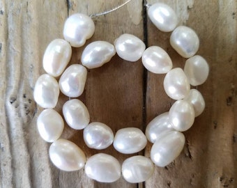 Cream Rice Pearl  9 - 10mm Bead, 16" Strand, Cultured Pearl, June Birthstone, Beading Supplies, Jewelry Supplies