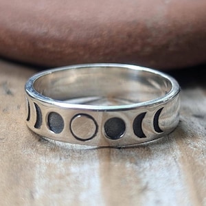 Sterling Silver Moon Phases Band Ring