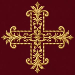 Op de afbeelding: Een goudkleurig geborduurd kruisontwerp met ingewikkelde filigraanachtige krullen en kralenranden. Het centrale motief bestaat uit symmetrische bloem- en bladpatronen, allemaal uitgevoerd in metallic goudkleurig garen op een donkerrode achtergrond.