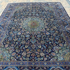 Handmade New Top Quality Blue & White Oriental Rug, Stunning Floral Medallion, Green Accents, Soft as Velvet, 9'6"x13'2"