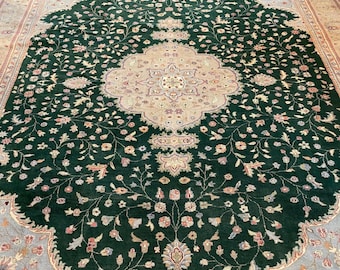 Brand New Handmade in India Fine Quality Hunter Green Oriental Rug, Floral Medallion Design, Natural Dyes, Pastel Accents, 9&#39;2&quot;x12&#39;3&quot;