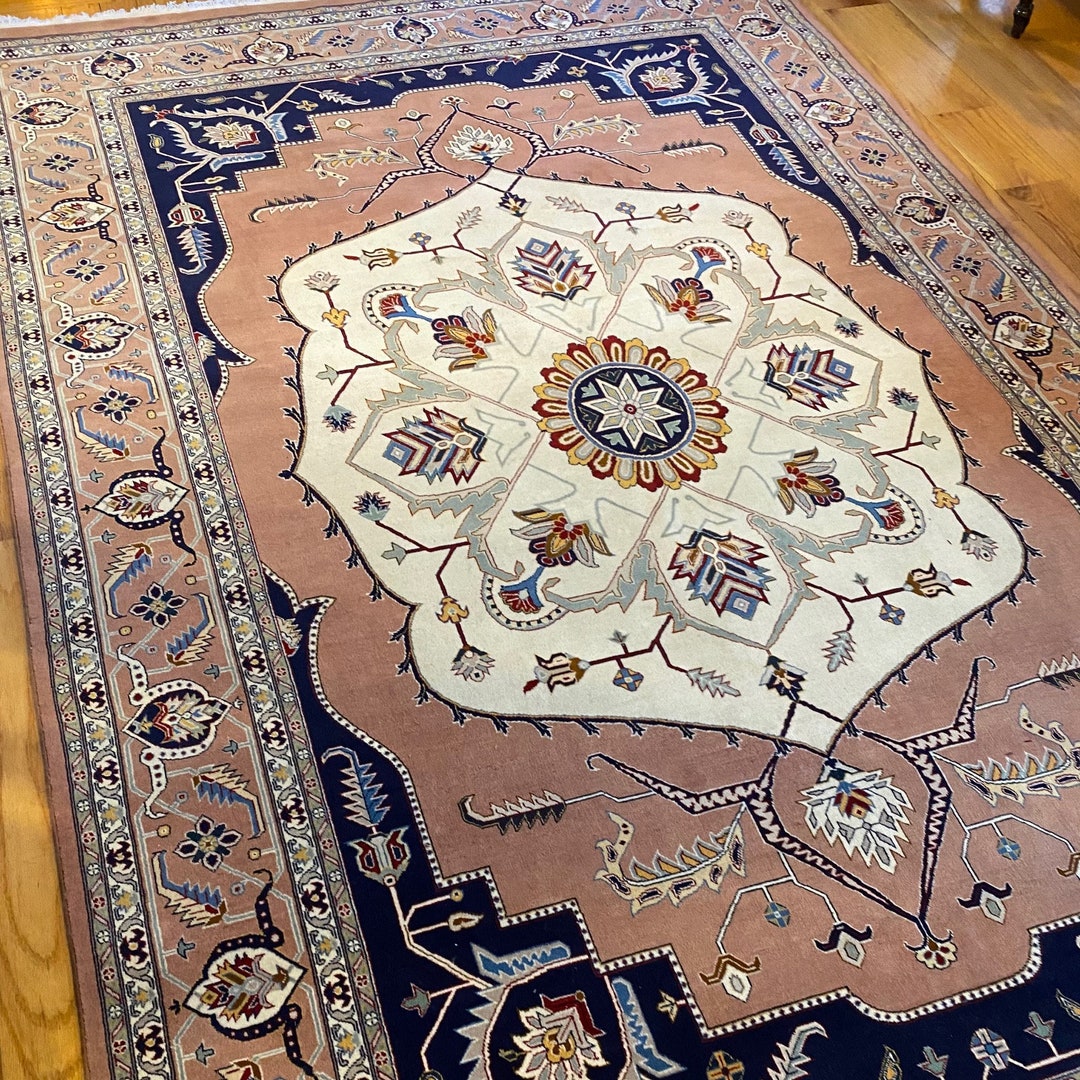 Handmade Pakistani Oriental Rug, Floral Medallion, 5'11