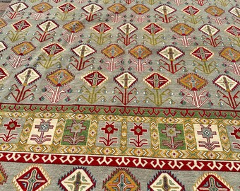 Handmade Afghan Rug: Contemporary Floral Design, 8'1"x11'7"