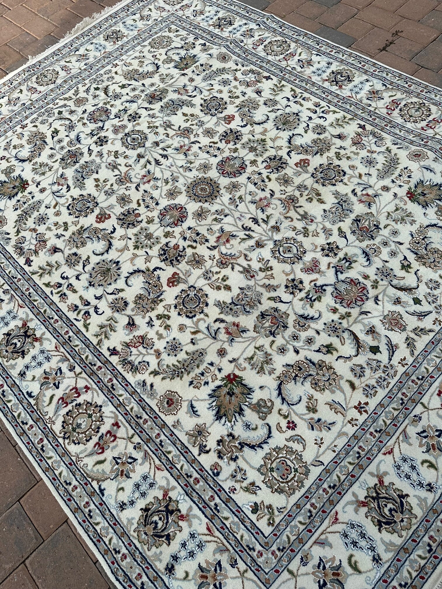 ハンドメイドシルク＆ウールオリエンタルラグ：ブルーフローラル