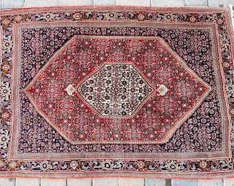 Tappeto orientale vintage annodato a mano: tappeto decorativo in lana con medaglione tribale (3'8"x5'4")