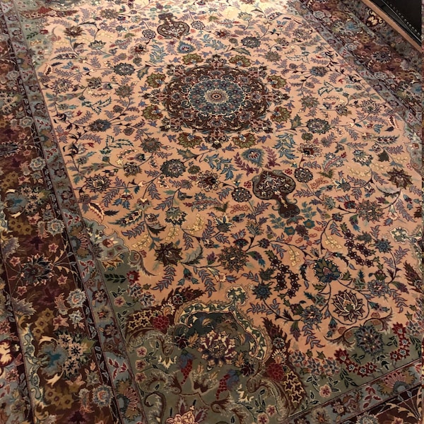 Elegante Vintage handgemachte hochwertige Seide & Wolle orientalischen Bereich Teppich, komplizierte Blumendesign, einzigartige atemberaubende Farben, 6'7 "x 10'2"