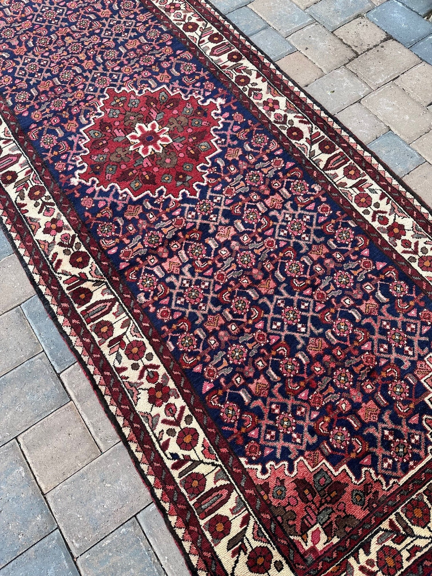Handmade Vintage Oriental Runner: Violet Blue Floral Medallion, 3'8"x10'2"