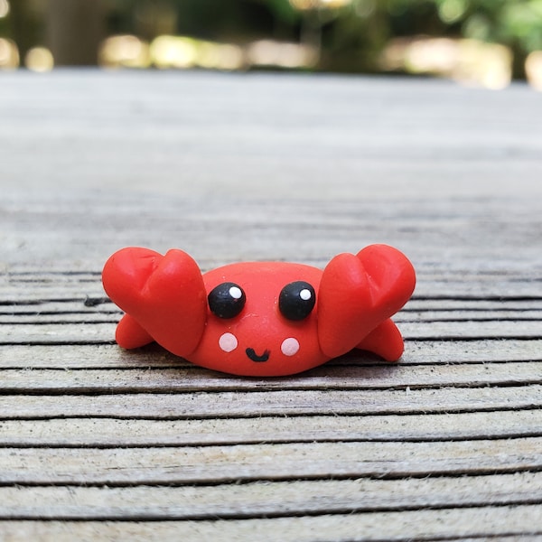 Crab - Tiny Crab - Crustacean figurine - Pocket Pal