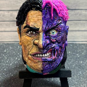 Two-Face/Harvey Dent                               Sculpted painting on stone
