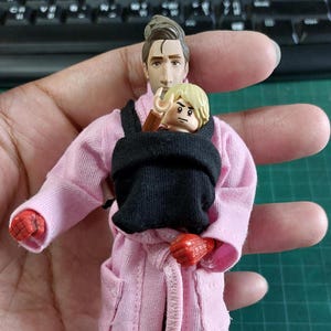 Porta-bebê artesanal 1/12 para boneco de ação do Homem-Aranha Peter B Parker (sem figura)