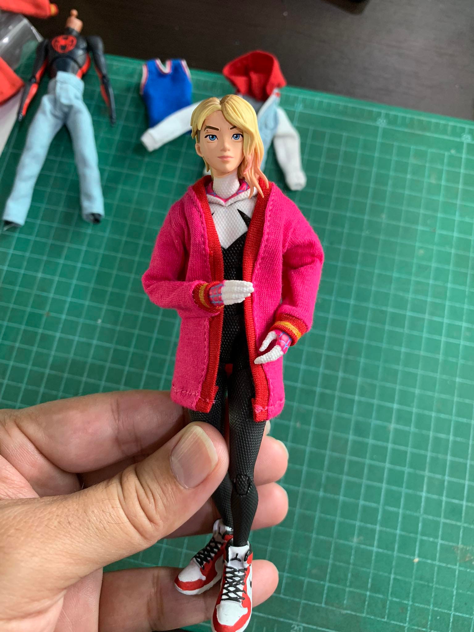 S*様 gadidanoniem スウェット　GWEN S*様 gadidanoniem スウェット GWEN - メルカリ