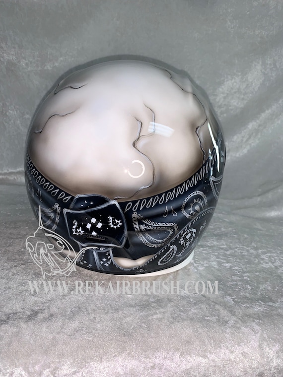 AIRBRUSHED Skull With Bandana Simpson Street Bandit Helmet - Etsy