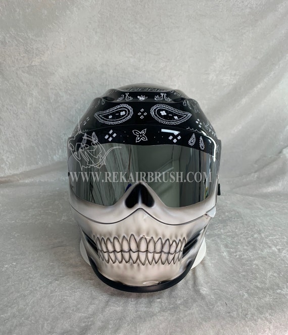 AIRBRUSHED Skull With Bandana Simpson Street Bandit Helmet - Etsy