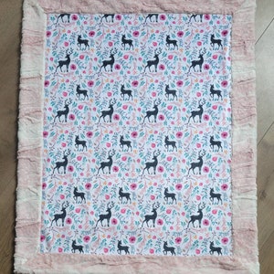 Minky baby blanket girl, girl deer blanket, pink deer quilt, boho deer, antler decor, pink fawn blanket, pink and white, fawn blanket image 4