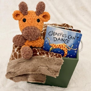Giraffe Bundle Box: Giraffe baby blanket, Giraffe buddy, Giraffe board book, zoo baby shower gift, zoo nursery, baby gift basket