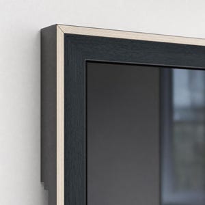 Frame op maat, Samsung tv-rand in zwart en naturel hout, geen boren nodig.