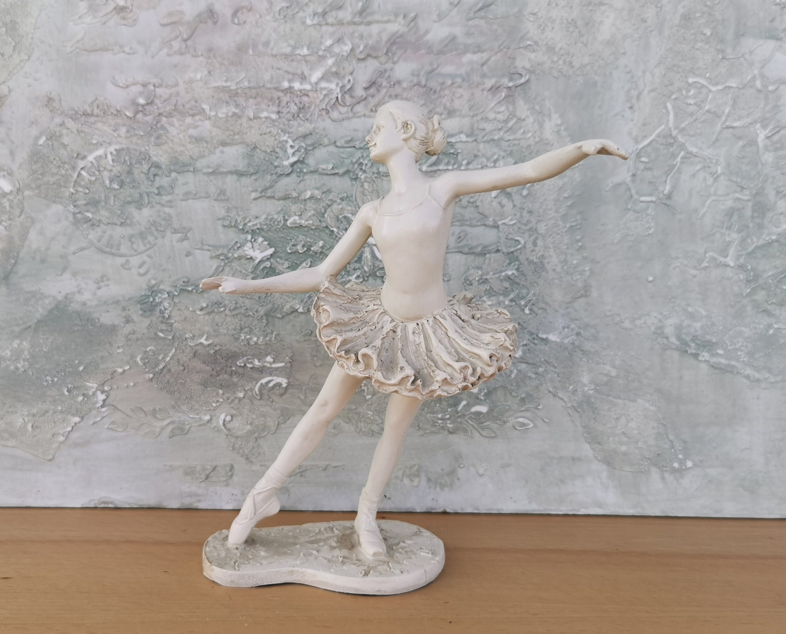 Ballerina figurine - Etsy 日本