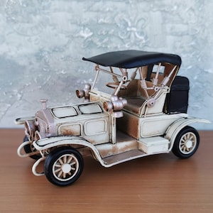 Handmade Metal Car Figurine: Vintage Automobile Model