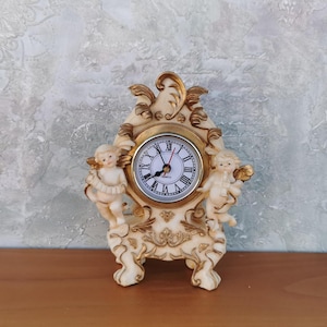 Baroque Angel Desk Clock: Antique Gold Retro Style