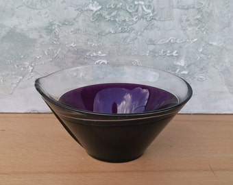 Lila Glasschale, Murano-Glas-Tasse, massive Murano-Glas-Tasse, Eheringhalter, Nussschale, massive Murano-Glasschale