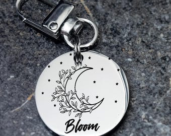 Placa de identificación para mascotas de acero inoxidable con diseño de media luna grabada