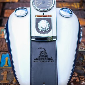 Harley Davidson Leather Fuel Gas Tank Panel Bib – Don't Tread On Me Liberty Death – The Dirty Gringo