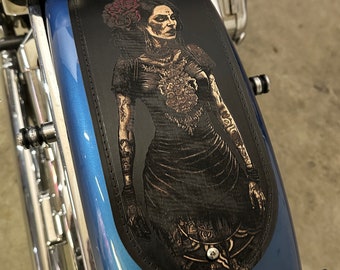 Panneau de protection en cuir pour garde-boue arrière Day of the Dead Día de Muertos Moto Harley Davidson