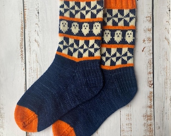 Sole Spirit Socks - PDF Knitting Pattern - Digital download. Sock knitting pattern, colour work knitting.