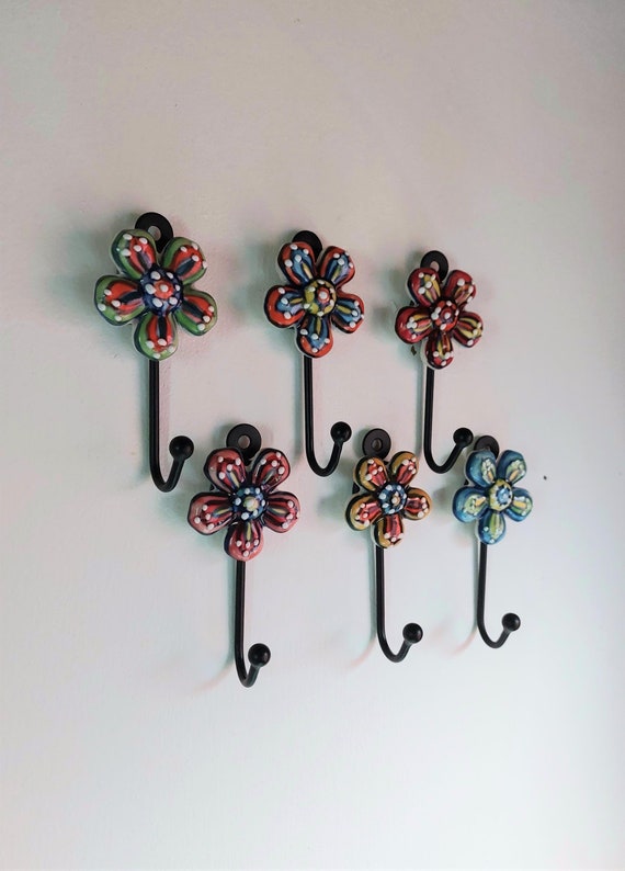 Hand Painted Daisy Wall Hook Fairtrade Decor Decorative Hooks Coat Hook Kitchen Hooks Bathroom Hook Hallway Hook Wall Hook for Plants Etsy