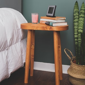 Small store glass nightstand