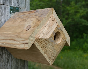 Titmouse Diamond House. Nuthatch, Chickadee and Wren nesting box made from 100 percent reclaimed wood. Easy mount titmouse nest box.