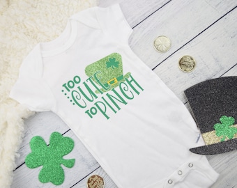 St. Patricks Day baby onesie,Too cute to pinch, First St. Patrick's Day gift,  Baby Girl Patty's Day outfit, Shamrock hat shirt, Irish baby