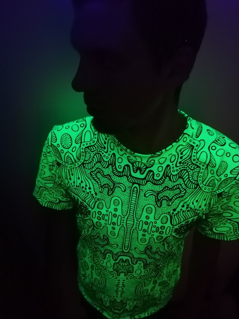 uv reactive t shirt