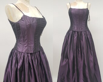 90s Jessica McClintock 9/10 M - Purple Metallic Gown - 90s prom dress - Fit and flare Gown - Formal dress M - Bustier Top