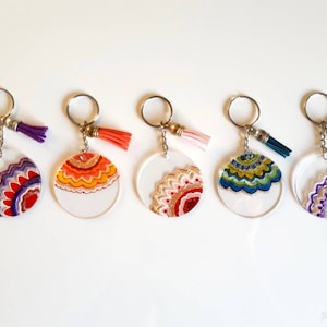 Chaveiros de mandala, chaveiro com pingente de mandala, chaveiro personalizado, presente de mandala