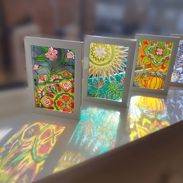 Vier Jahreszeiten Sonnenfänger, vier Jahreszeiten Glas handbemalt, Mandala Sonnenfänger, Glasmalerei