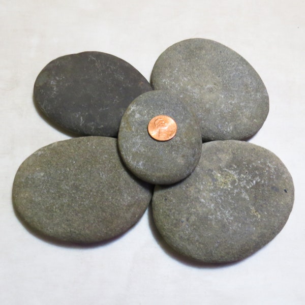 Flat Rocks as Mandala Stones or Painting Rocks