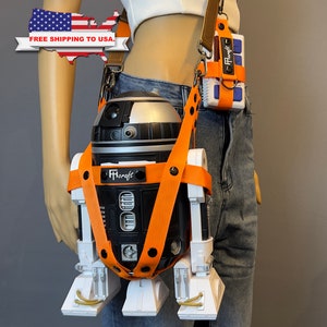 Galaxy’s Edge R-Series droid harness, C-Series droid Harness, Star Wars Droid Depot carriers