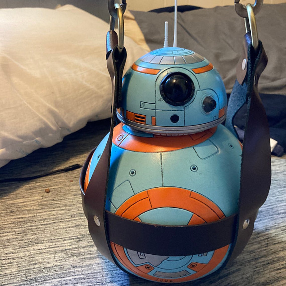 star wars droid carrier toy