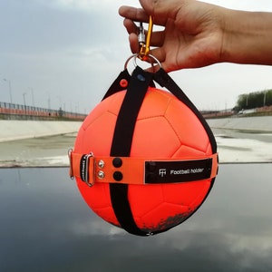 Support de ballon de football, sac de transport de ballon, harnais de ballon, support de ballon de football, accessoires de sport, sac à dos de ballon de football fait main, cadeaux image 1