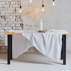 Pieds de table en métal non soudé - Pieds de meubles de style industriel - Revêtement par poudre noir - Parfait pour les tables de salle à manger et les bureaux - Vendu par pied