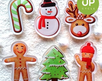 SET of 6 Christmas Pins with Magnetic Clasp