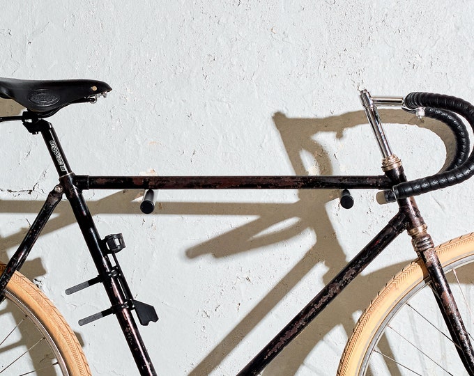 Round Tube Metal Bicycle Rack - Black