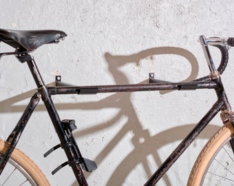 Porte-vélos demi-tube en métal avec doublure en feutre - Solution de rangement murale pour vélos - Porte-vélos - Support mural pour vélos - Revêtement par poudre noir