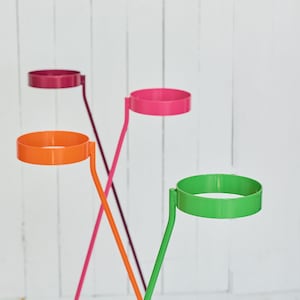 Stylish and Functional Single Pot Ring Holder - Flower Pot Stand for Home Decor - Made from Durable Metal with Powder-Coating Finish