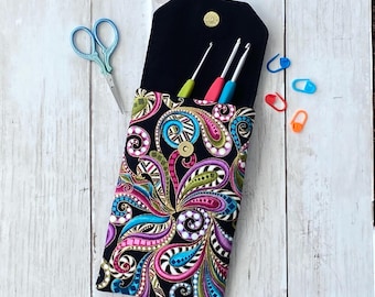 Fabric Crochet Hook Case: Swirl Pattern, Zipper Pocket