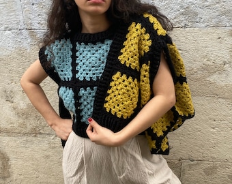 Granny Square Crop Wool Vest/Yellow-Blue